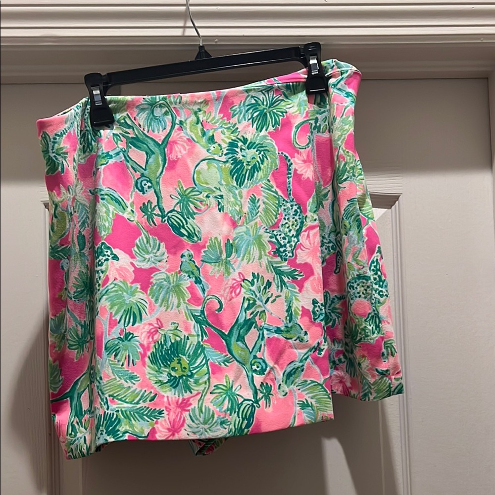 Lilly Pulitzer Pink and Green Skater Skirt Cassia Raz.  Side zipper  Worn once.